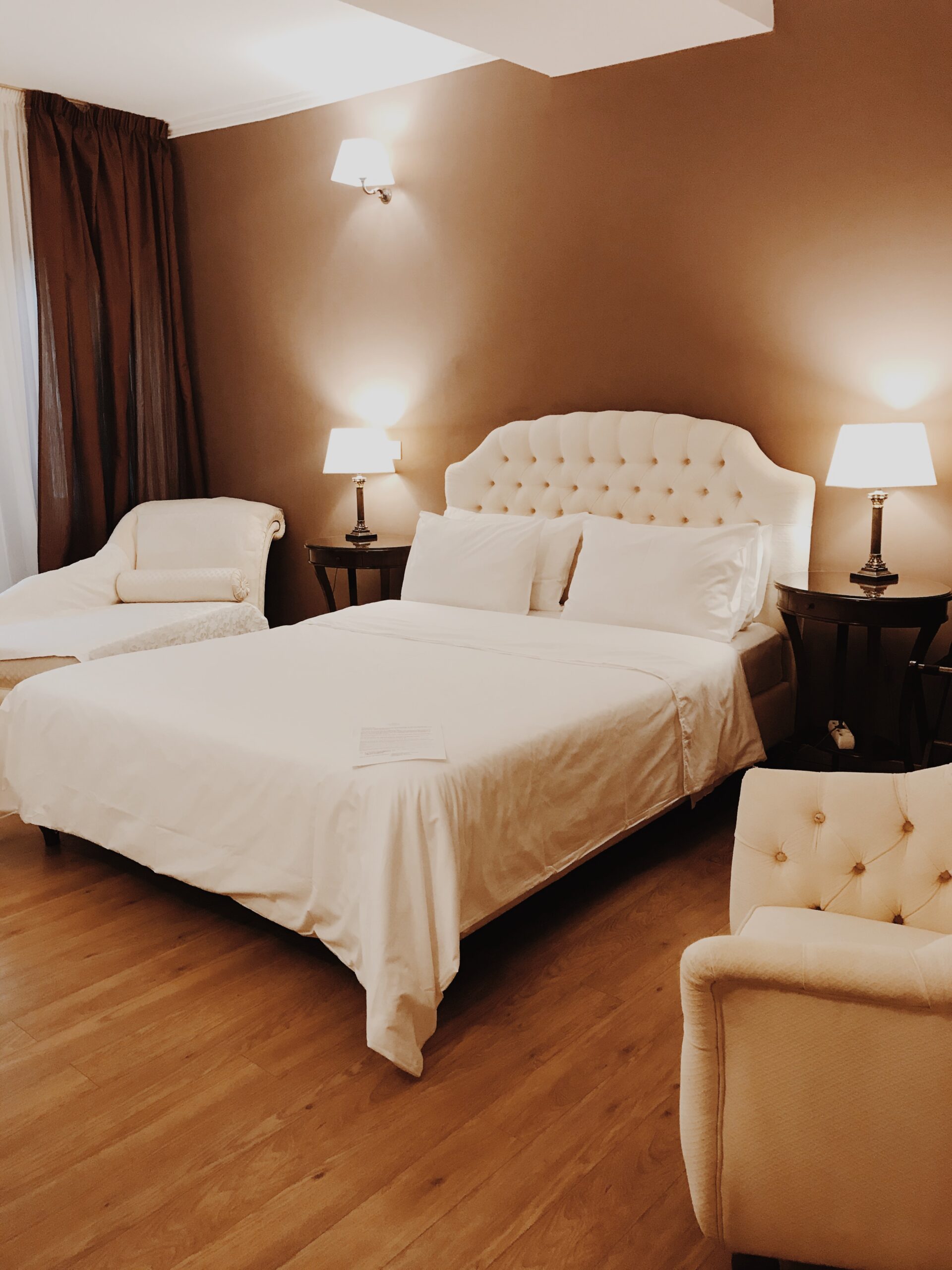 C0EE8B06-8B57-47F2-A52F-042F05F5AFE9